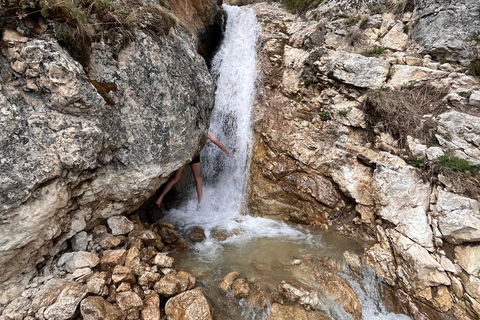 3 day trekking between mountain villages Khinaliq - Qriz Baku: 3 day trekking aroud mountain villages Guba - Khinalig