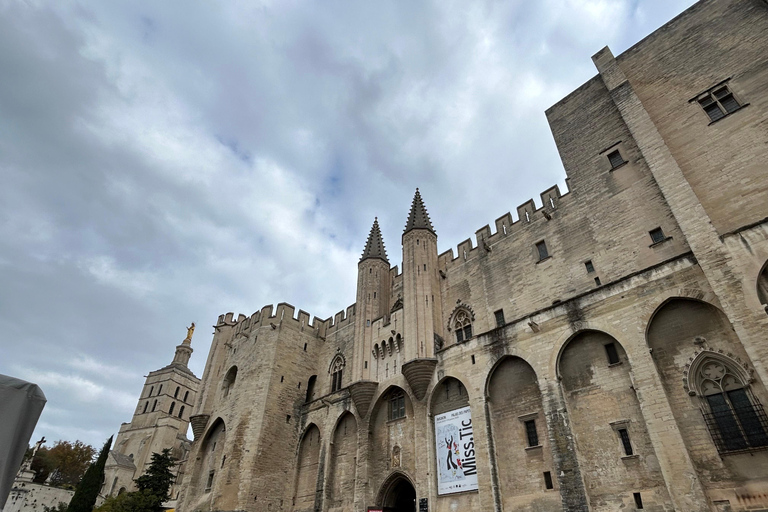 Visite de Ville et Immortalise ton Souvenir d&#039;Avignon en macaron