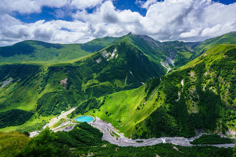 Vanuit Tbilisi: Dagtrip Ananuri fort en Kazbegi