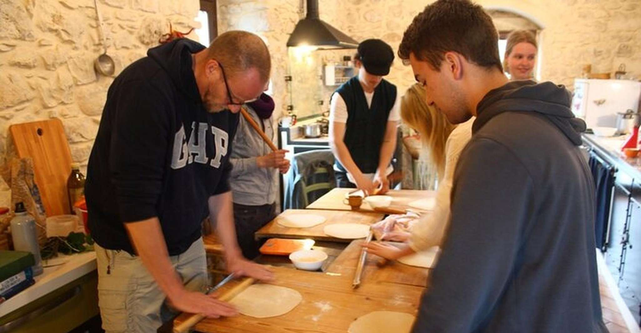 Raguse à la campagne Accueil Cours de cuisine et repas - Hizvo