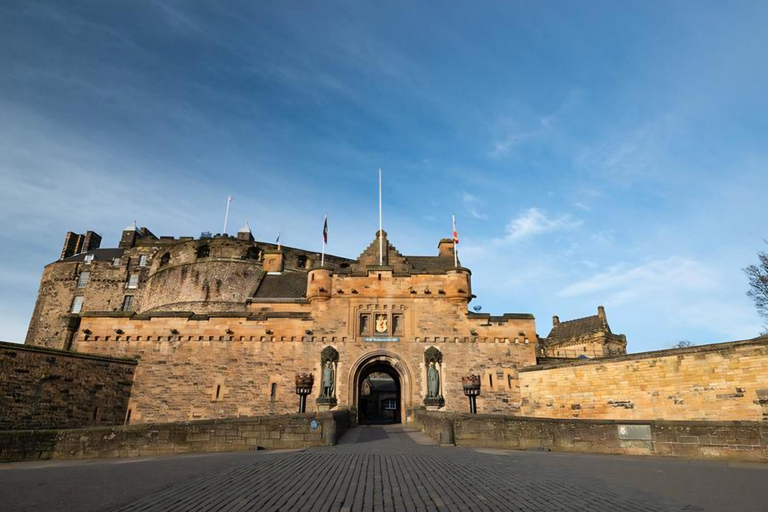 Day Trip: Liverpool → Edinburgh (via Windermere & Gretna Green)