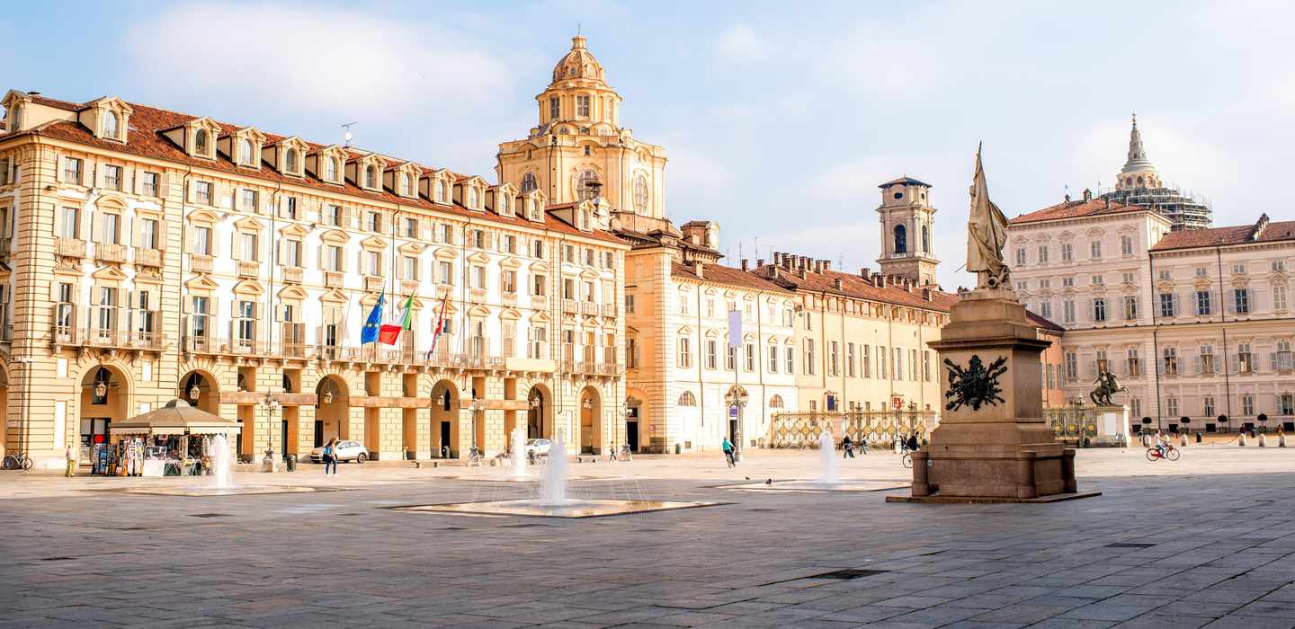 Von Mailand nach Turin mit dem Zug: geführte Stadtrundfahrt