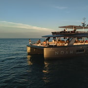 Phuket: Phi Phi Island with Premium Buffet & DJ by Noah Yacht