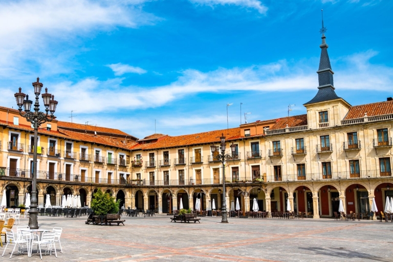 León Scavenger Hunt and Sights Self-Guided Tour