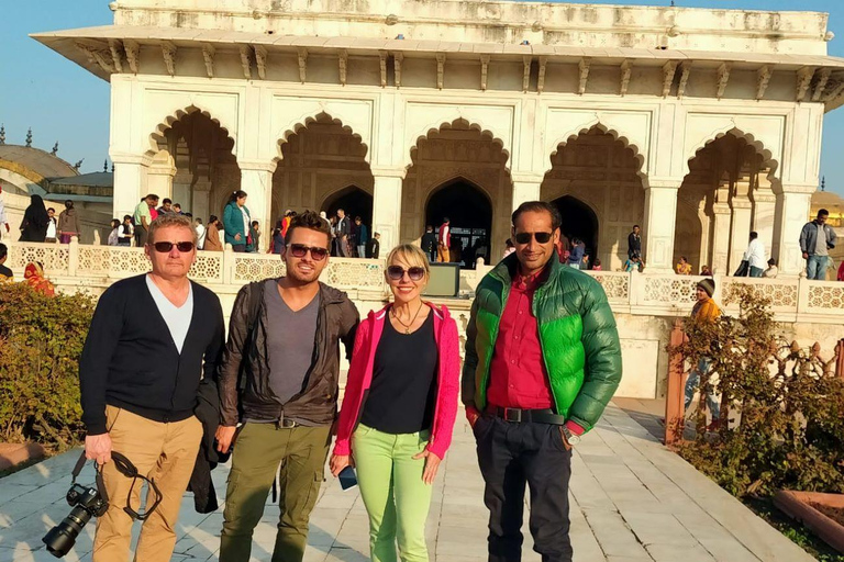 Delhi : excursion privée d'une journée au Taj Mahal et à AgraExcursion avec voiture climatisée, chauffeur et guide