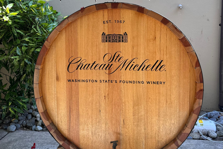 Seattle: Woodinville Winery & Snoqualmie Falls Tour