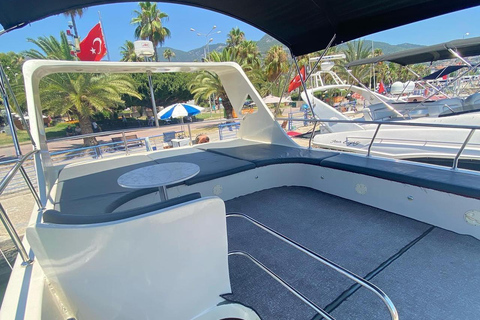 Alanya: Private Yacht Charter with Captain and Crew