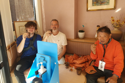 Hiroshima: Private Guided Tour with Customizable Itinerary Private Tour for Maximum 5 Travelers in the Group