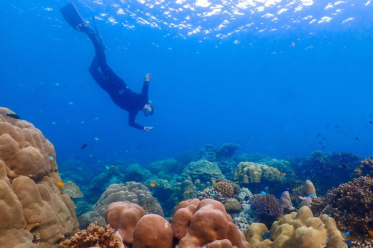 Z Phuket: wycieczka z rurką na wyspy SurinZ Phuket: wycieczka snorkelingowa na wyspy Surin