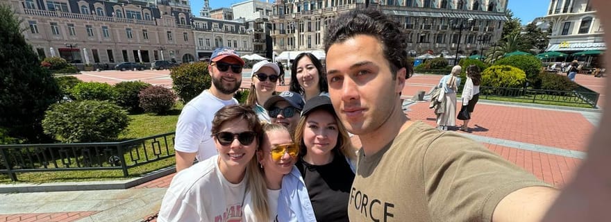 Batoumi : visite à pied nocturne avec boissons de bienvenue