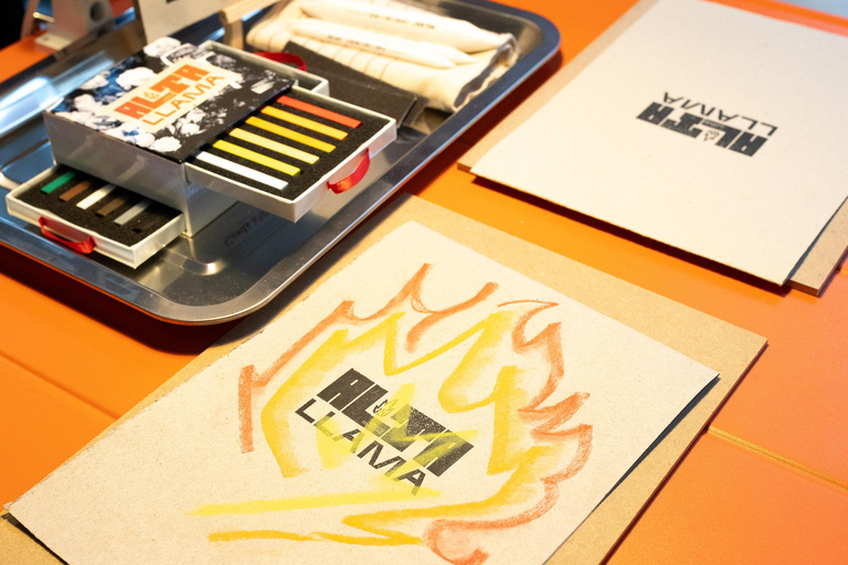 Málaga Art & Café: Create your own artwork and enjoy unlimited drinks Málaga Art & Coffee: Create your own artwork and enjoy unlimited drinks