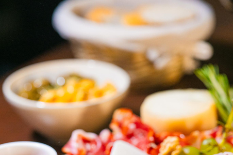 Lisbon: New Year’s Eve Dinner at Taverna das Marias