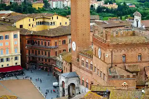 Siena - Tour storico privato a piedi