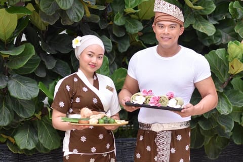 Kuala Lumpur: Tropical Reawakening Spa Experience