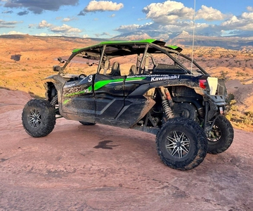 Moab: Hell's Revenge 4WD Off-Road Tour by Kawasaki UTV