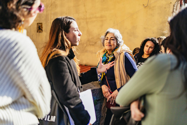 Naples: Contrasting Districts Walking Tour with Funicular