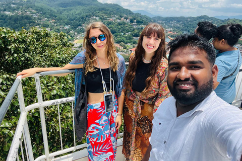 From Sigiriya: Kandy Drop and City Tour with Key Stops