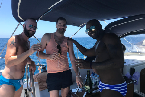 Sud de Grande Canarie : croisière de luxe en yacht en petit groupeCroisière en groupe de 4 heures l'après-midi