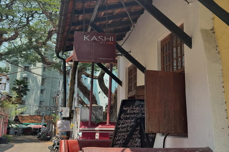 Kochi: Tuk-Tuk-Ausflug mit versteckten SchätzenKochi: Ausflug mit dem Tuk-Tuk zu versteckten Schätzen