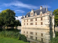 Tours, Chateaux Azay-Le-Rideau y Villandry Morning Tower - Housity