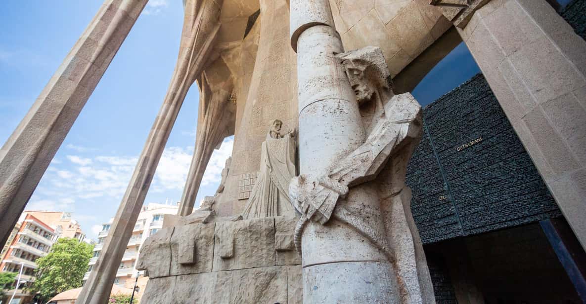 Afbeelding 14 van Barcelona: Sagrada Familia Fast Track Rondleiding