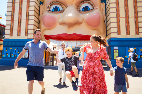 Sydney: Karnet na nieograniczoną liczbę przejazdów w Luna Park Sydney