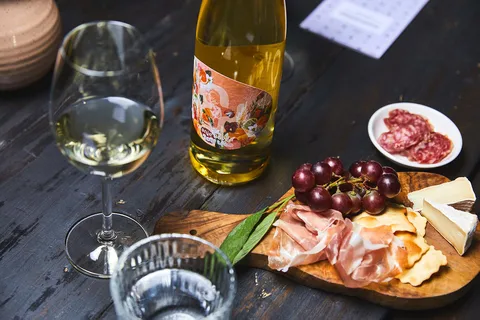 Amsterdam: Dutch Wine Tasting with Sommelier