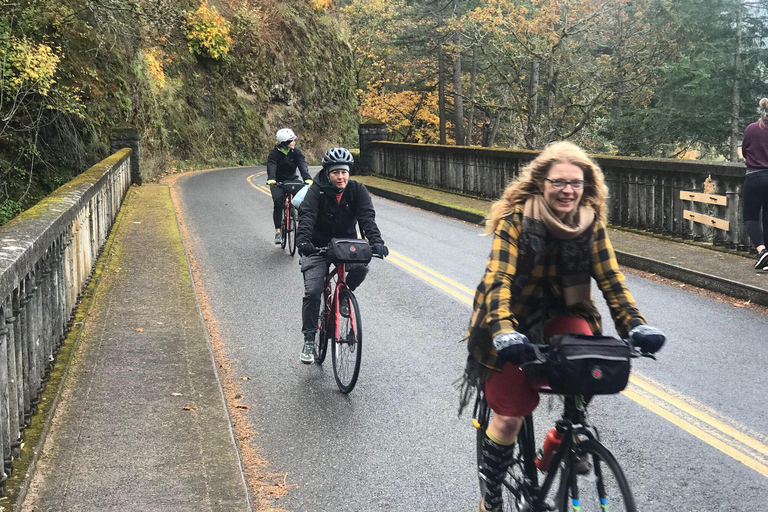 Portland: Columbia Gorge Scenic Bikeway Full-Day Ride