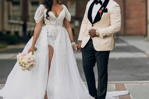 Cattura il matrimonio dei tuoi sogni con il fotografo di punta Vaughn.Cattura il tuo matrimonio da sogno con il fotografo top Vaughn