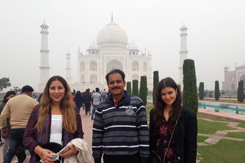 泰姬陵与阿格拉堡之旅（含标志性摄影环节）探索泰姬陵（仅限导览）
