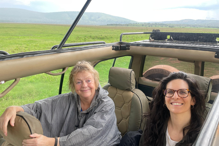 Safari de un día por la fauna de AkageraLand Cruiser (No open-r),Barco