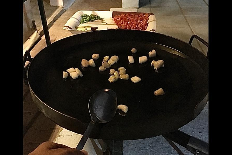 Jeddah or Mecca: Desert cooking class with a local dinner