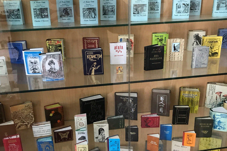 Guided Walk of Baku Museums (Self-Explore Inside)