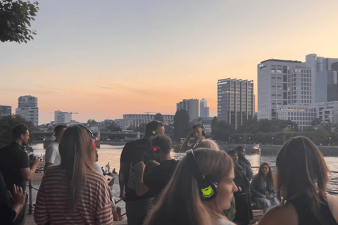 Hush Beats: Silent Disco Walking Tour in Frankfurt am Main