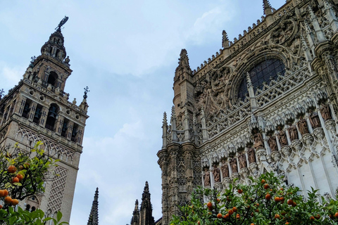 Sevilha: Visita guiada à Catedral e à Giralda com ingressoVisita a Espanha