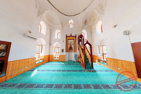 Tirana: Vlorë Guided Day Trip