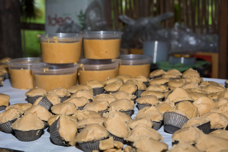 BKK: Maeklong Railway, Sugar Palm Factory & Floating Market