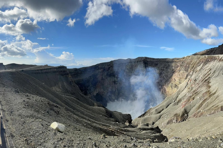 Fukuoka: Mt. Aso Volcano, Kusasenri & Grasslands Day Tour 7:40 Hakata Station Chikushi Exit Lawson Meetup