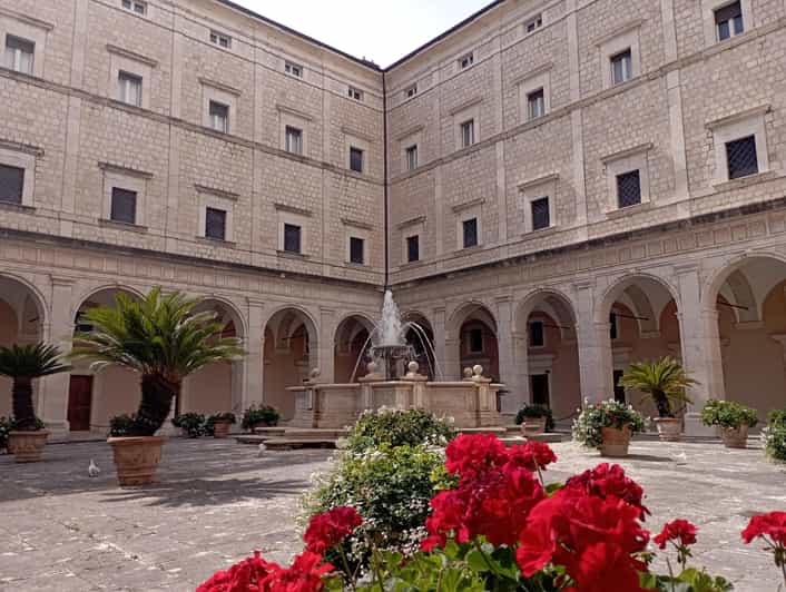 Cassino: Monte Cassino Battlefield Tour by Anna Priora