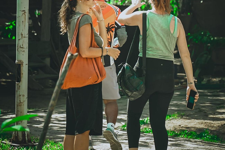 Phnom Penh: Bikes and Bites Cycling Tour