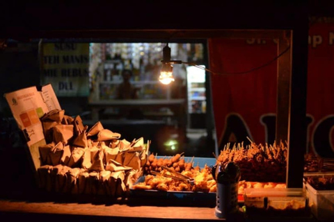 Yogyakarta: Guided City Walk and Food Tour