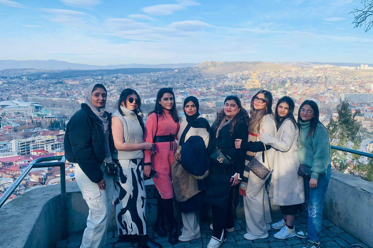 Tbilisi: 6-Day Georgia Tour with Wine Tasting & Cooking