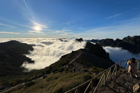 Pico do Areeiro to Ponta São Lourenço: East 4x4 Expedition