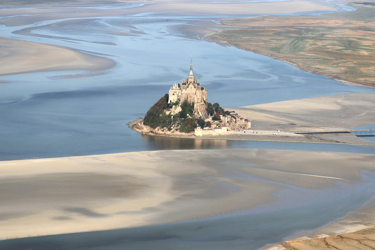 Paris: Normandy D-Day, Omaha Beach & American Cemetery Paris: Normandy D-Day Round-Trip Experience