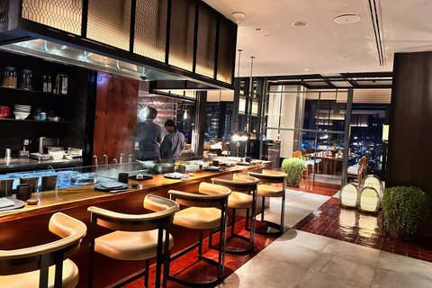 Phnom Penh: Sky Bar Tour with Live Music and Drinks