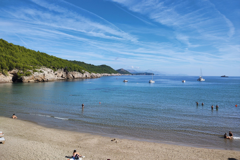 From Dubrovnik: 3-Island Guided Boat Trip with DrinksDubrovnik: Elaphiti Islands Day Trip with Guide and Drinks