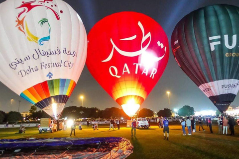 تجربة منطاد الهواء الساخن: مغامرة جوية بصحبة مرشد في قطر