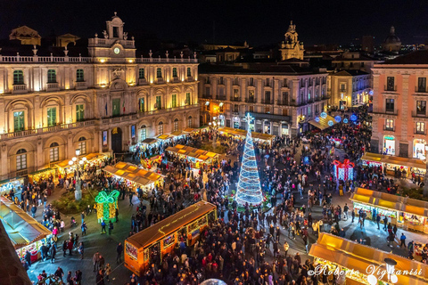 Mágica Navidad en Catania: Recorrido privado de luces, belenes y sabores sicilianos