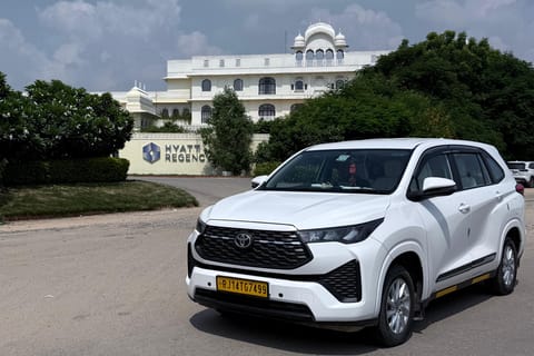 New Delhi Airport to Hotels drop: Private Transfers