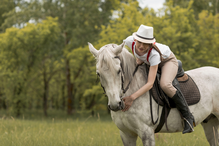 Sedona: Alcantara Vineyard Horseback Riding Tour